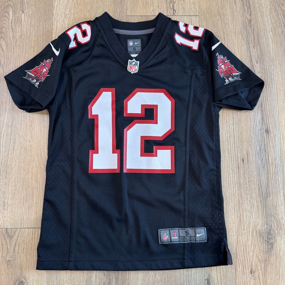 Nike Kids Tom Brady Tampa Bay Buccaneers NFL Jersey Black Youth Size Small 8 EUC